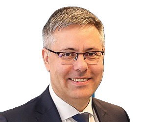 Schneider Henrik